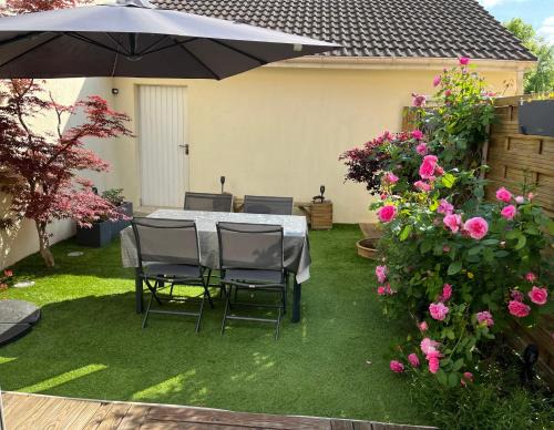 Maison moderne proche Paris avec espace jardin