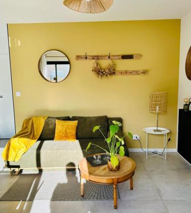 Maison, privative, lumineuse, suréquipée terrasse et parking