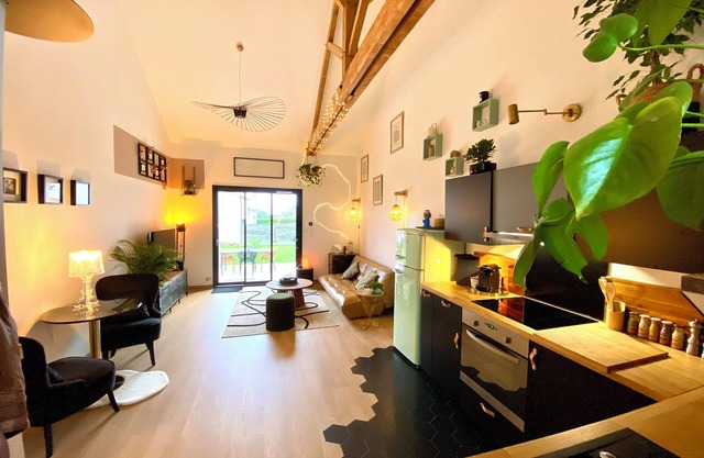 Maison R♡MANTIQUE with Balnéo Duo [La Kocoon, the wellness getaway near the sea]
