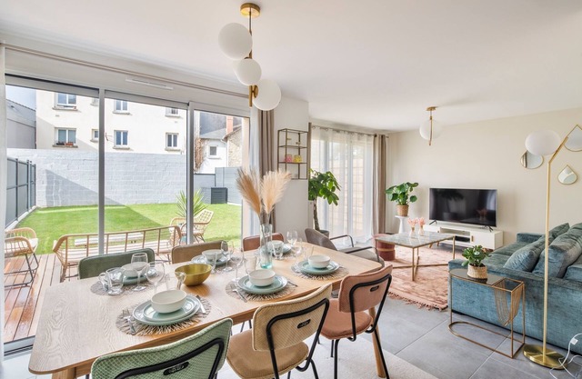 Maison Twin Sister - Five Bedroom House, Sleeps 10