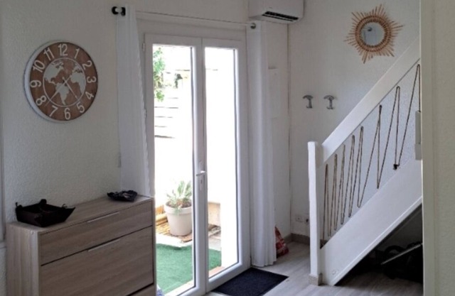 Maisonette Dans une Résidence Calme Avec Piscine, Parking, Extérieur