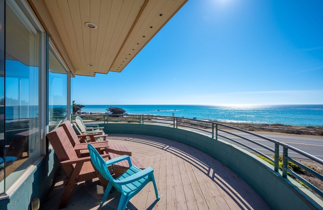 Majestic Rental on Moonstone Beach Directly Across from the Boardwalk!