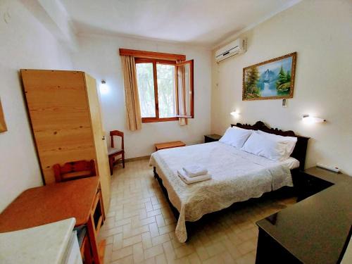 MAKIS STUDIOS KATELIOS