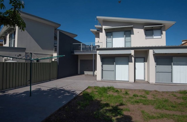 Maloneys Beach Views 3 Bed Home