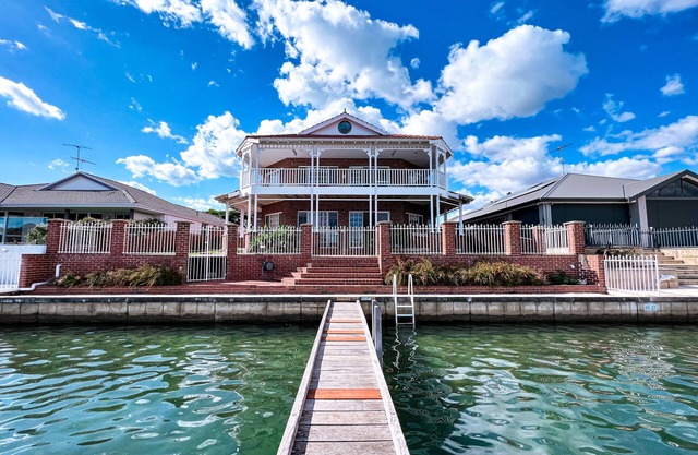 Mandurah Canal Front Luxury Living