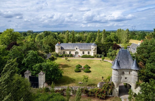 Manoir Anoir - Three Bedroom Villa, Sleeps 6