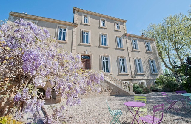 Manoir Belle Epoque - Nine Bedroom Castle, Sleeps 18