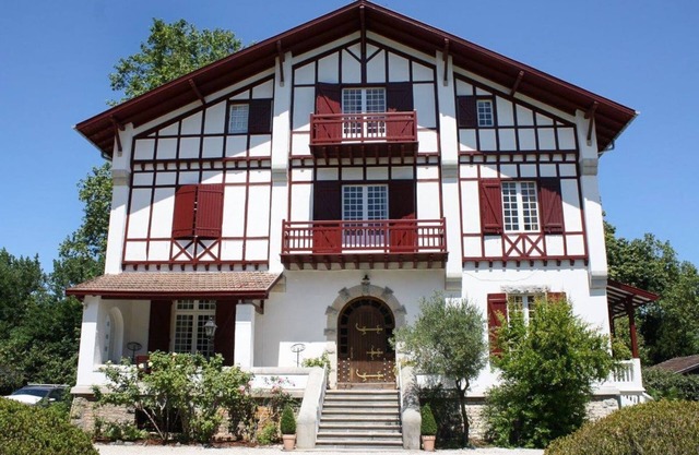 Manoir Mer et Lacs - Nine Bedroom Villa, Sleeps 18