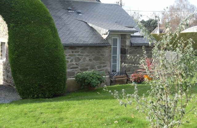 Mansion - Saint-Coulomb