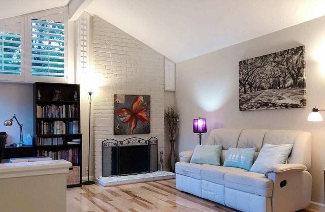 @ Marbella Lane - Spacious Cozy Home | Piano