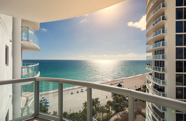 Marenas Ocean View Apartment