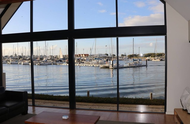 Marina Vista: Your Perfect Coastal Getaway