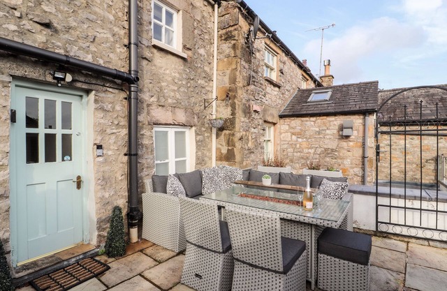 Market Square Maisonette