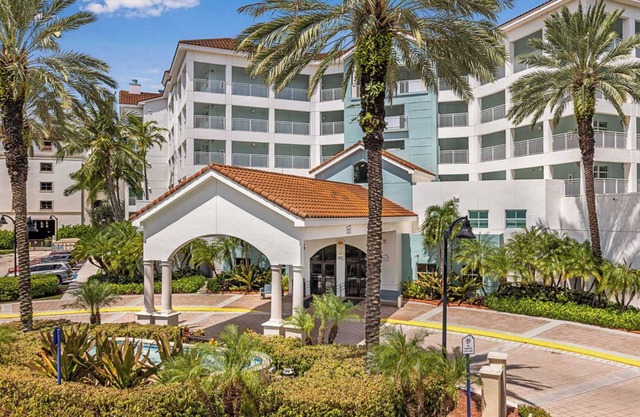 Marriott's Villas at Doral | FOUR 2BR/2BA Suites