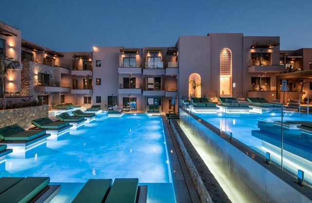 Marvellous Chersonisos Suite | Rades Suite | Adults Only | Private Furnished