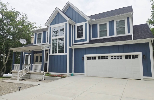 Marvelous 4-bedroom house with Hot tube and swimming pool in charming Logan