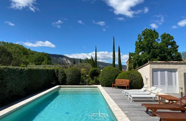 Mas Authentique, 13 Couchages, Avec Piscine au Cœur du Luberon