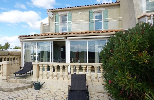 Mas Bellevue Comfortable holiday residence