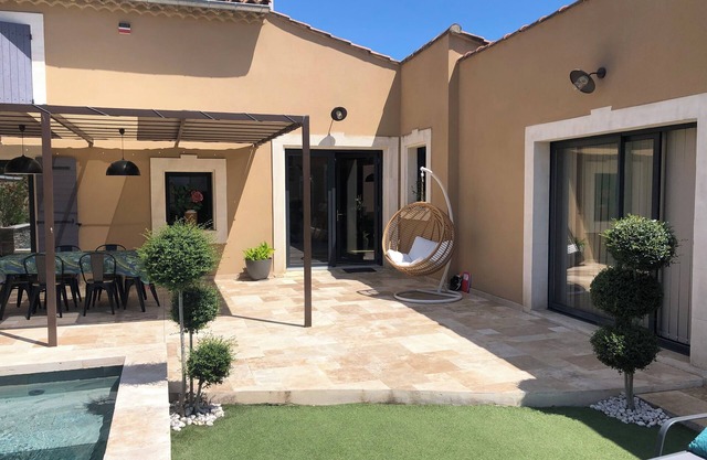 mas Climatisé Avec Piscine Chauffée Proche Alpilles