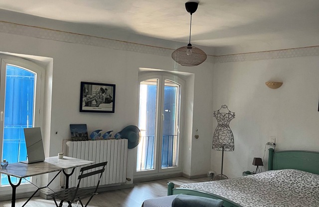 Mas in the countryside, authentic Provence!