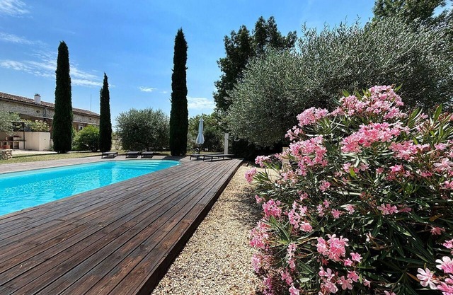 Mas Nouvel - stylish holiday flats in the south