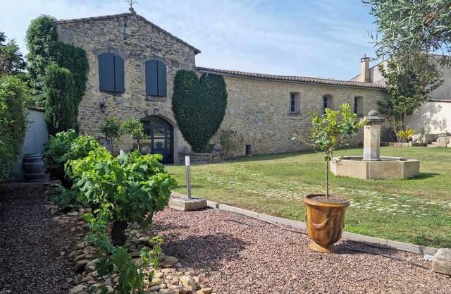 Mas Provençal Enchanté entre vignes & cigales