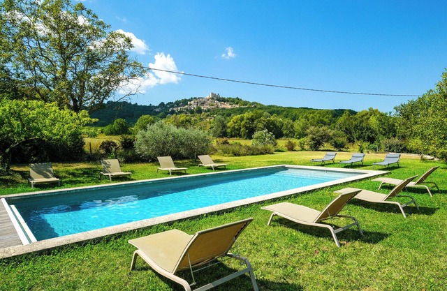 Mas style house in Bonnieux, Luberon, spectacular view, calm, heated pool