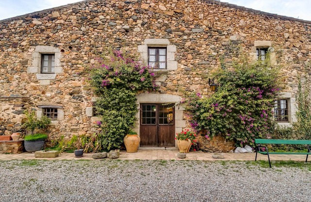 Masia Urbana en la Costa Brava