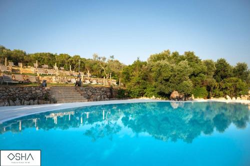 MASSERIA OSHA ex QUIS UT DEUS