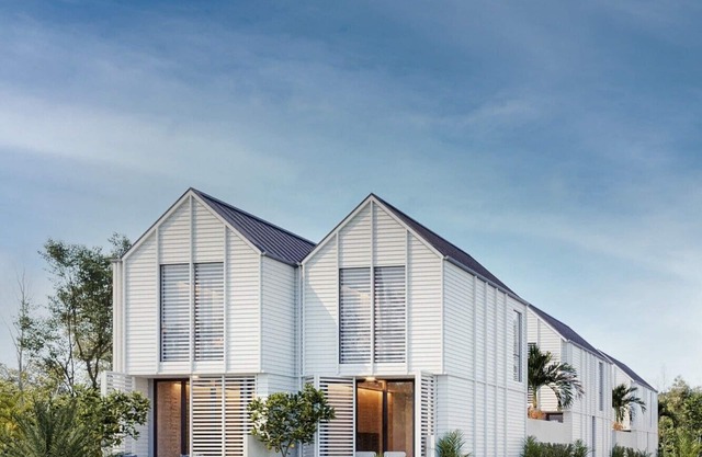 Matakana Village within short walk to restaurants, cafes, cinema and shops