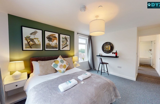 Mathieson House 2- Garden - Pet Friendly - DYZYN