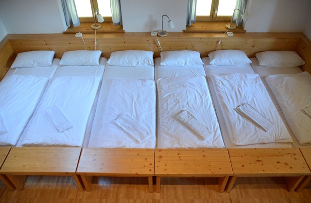 Mattress Dormitory 'Yellow' with Shared Terrace & Garden, WITHOUT Kitchen