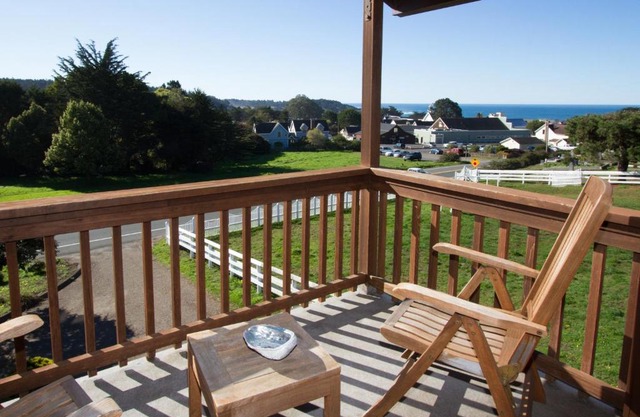 Mendocino View West
