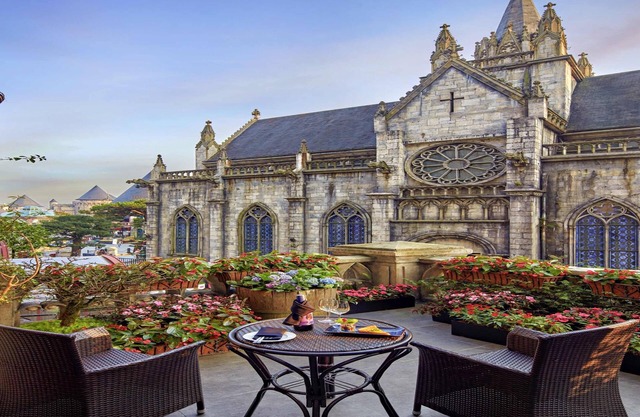 Mercure Danang French Village Bana Hills