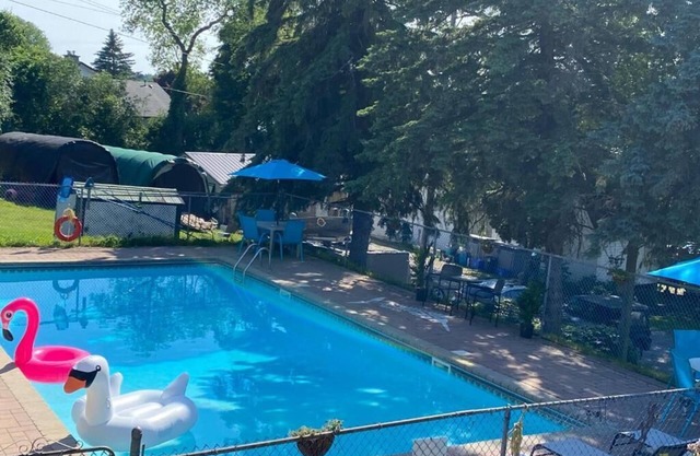 Merland Park Cottages - Chalet 1