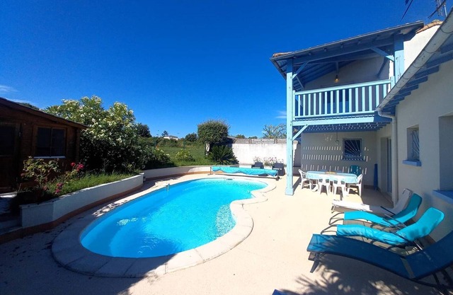 Meschers sur Gironde - AN ATTRACTIVE PIECE OF PARADISE with A PRIVATE POOL