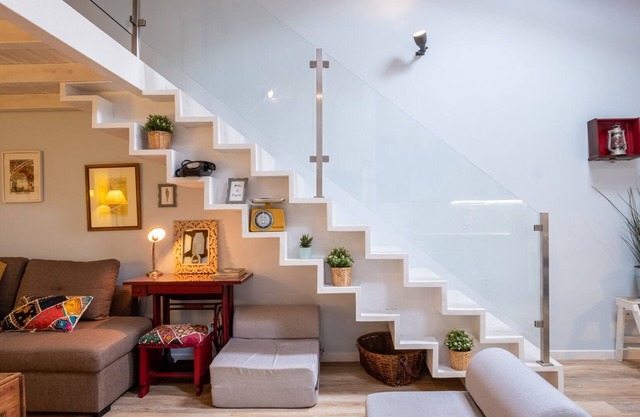 Mezanine Flat/Air Conditioning/2 UNESCO monuments 10 minutes walk