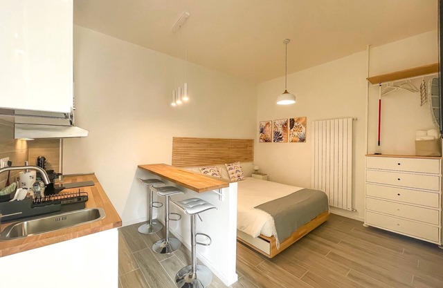 MH Studios - Standard Studio