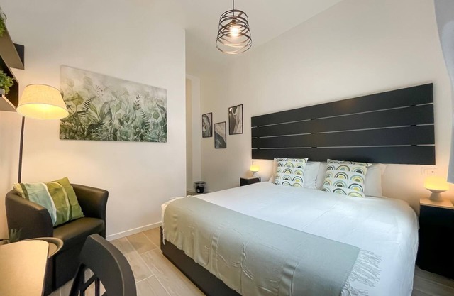 MH Studios - Superior Studio