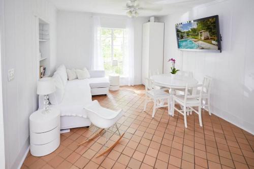 Miami Pool Cottage