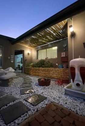 Micnels B & B