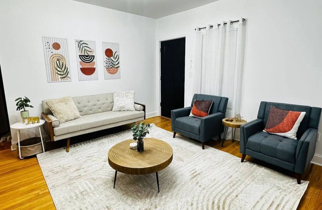 Mid-Century Comfort & Style