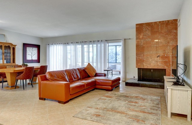 Mid Century Home In Indian Wells Country Club. 28 Day Stay Required