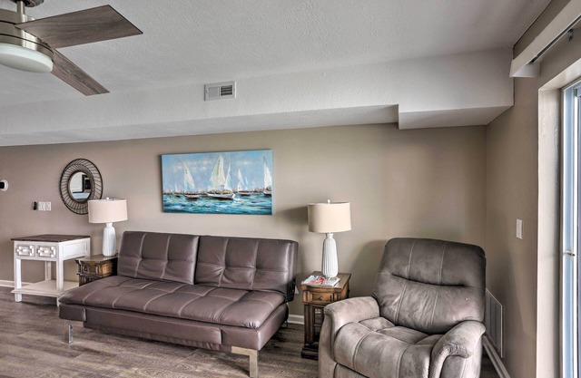 Middle Bass Condo w/Balcony, Lake Erie Views