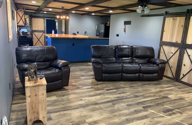 Middle of moco country apartment