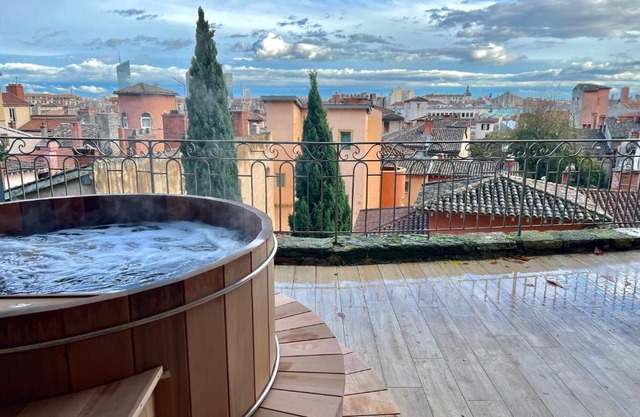 MiHotel - La Maison Rose