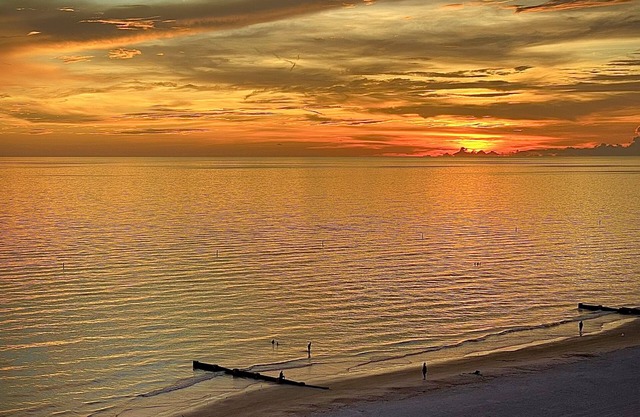 Million Dollar View - direct Gulf front! 1 br, 1.5 ba, 25' balcony, remodeled