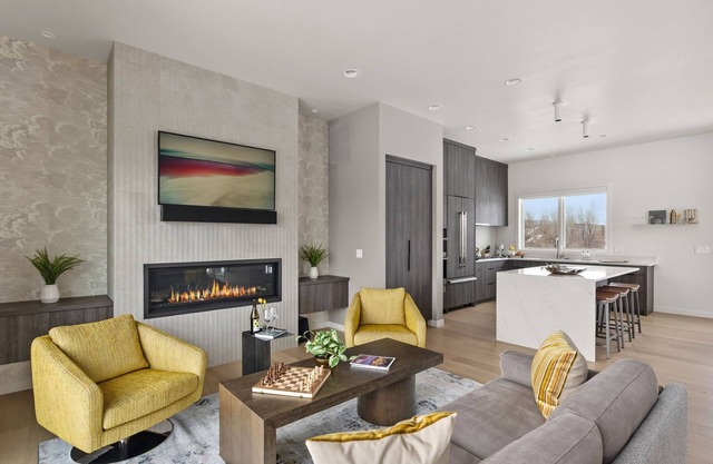 Millpointe Modern 4.0 - Luxury Meets Location - Sauna, Cold Plunge, Concerts!