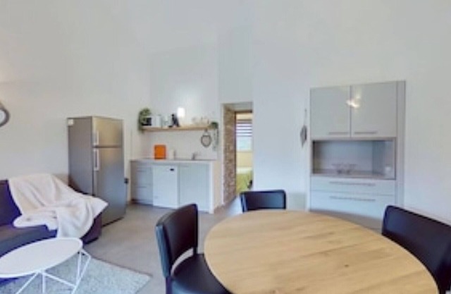 MINI VILLA 2/4 pers. terrace, garden, private covered parking AND COMMON SWIMMING POOL