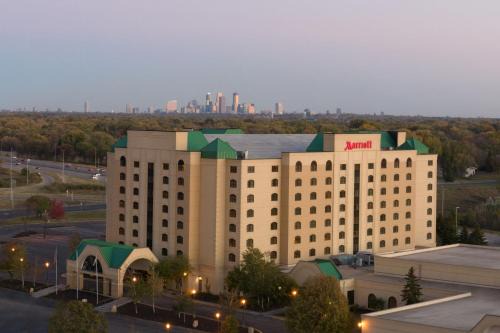 Minneapolis Marriott Hotel & Conference Center